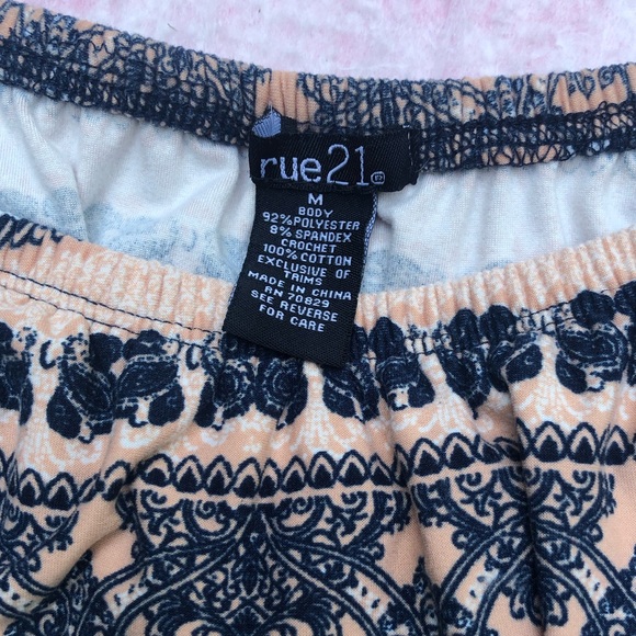 Rue 21 Romper Elephant Print Women’s Size M - Picture 2 of 9